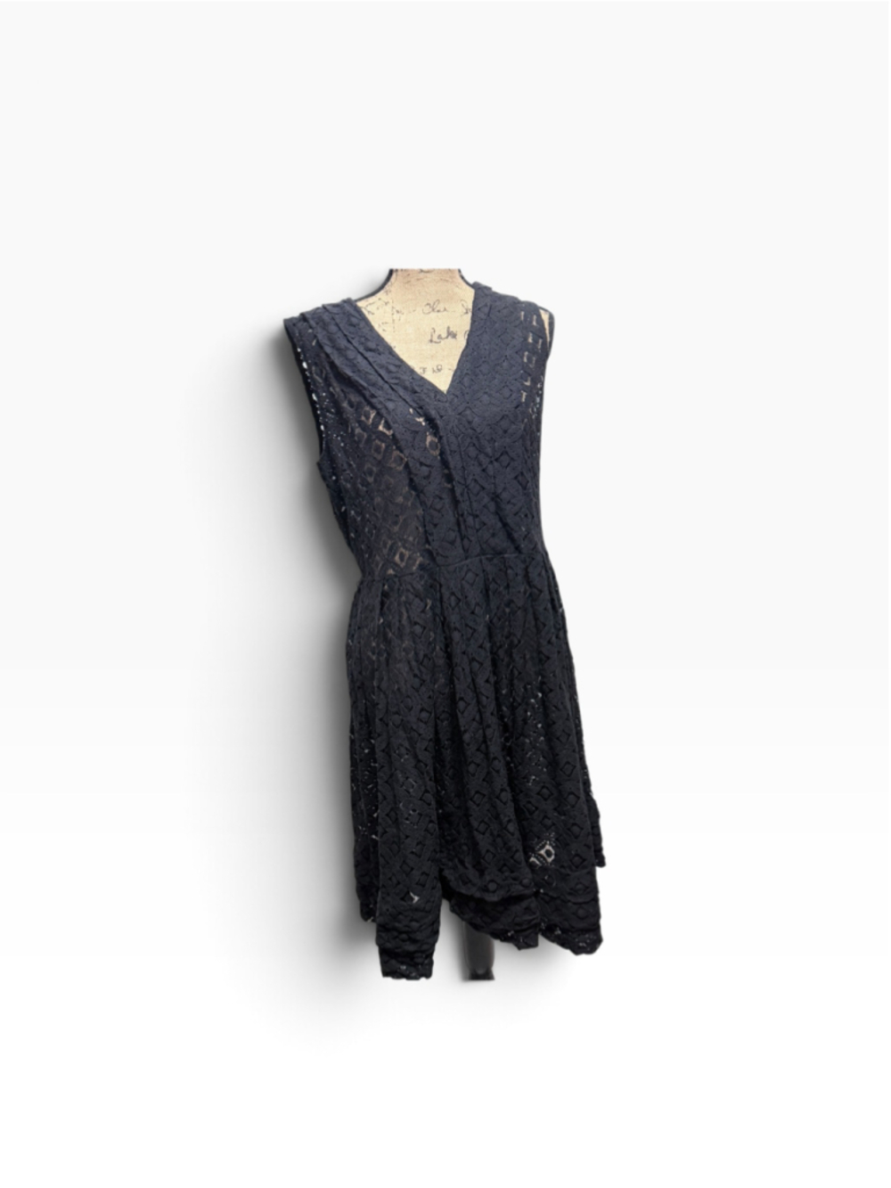 Alfani Women's Black Sleeveless Lace V-Neck Dress Size M